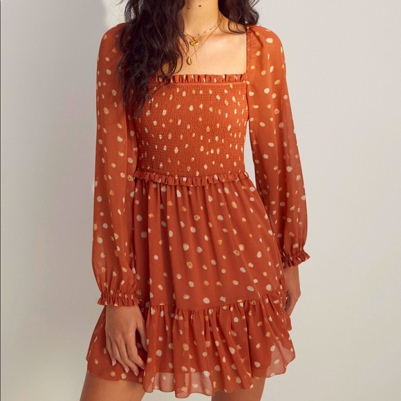 Aritzia Tempest Dress - Picture 1 of 3